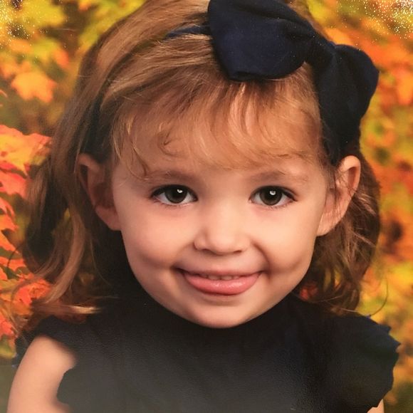 Meet your Posher, Laura - Picture 1 of 1